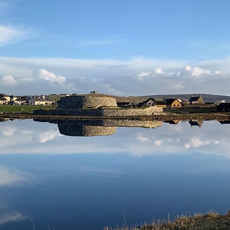 Islesburgh House Hostel Lerwick Extérieur photo